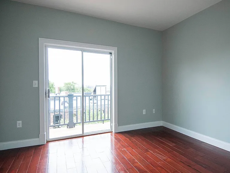 7 Rockledge St #2 — Photo 8