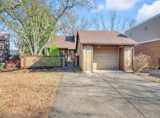 3501 Windgate Way, Lexington, KY 40517