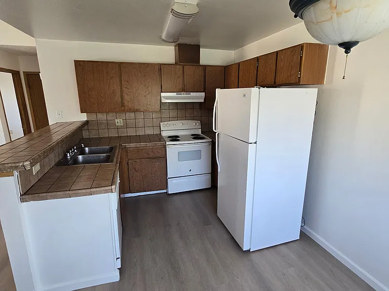 2687 Aarondavid Dr #C — Photo 7