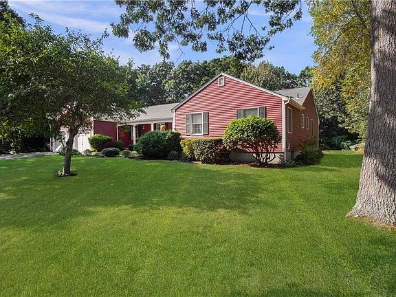 3rd image of 58 Mulberry Dr