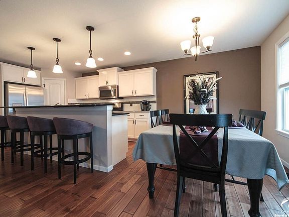 716 N Blazing Star Dr. Lawrence, KS listing photo #4