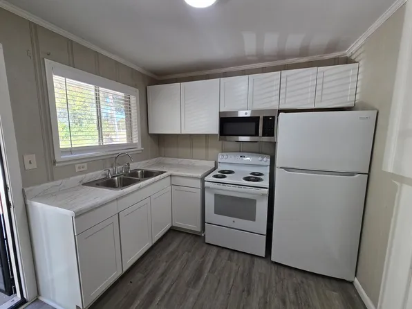 801 MR, 801 Maysville Rd NE Unit 9, Huntsville, AL 35801