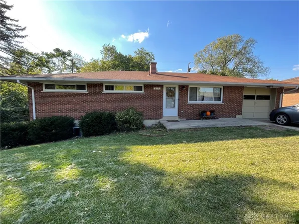 815 Skyview Dr, Dayton, OH 45449
