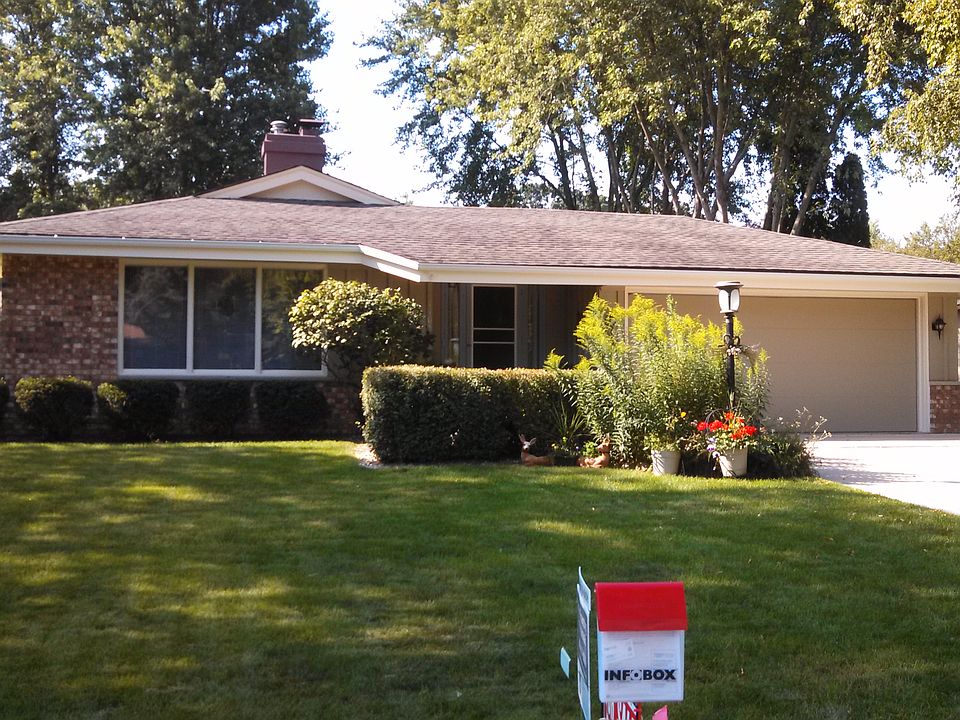 1105 Marquette Rd. Hartland,