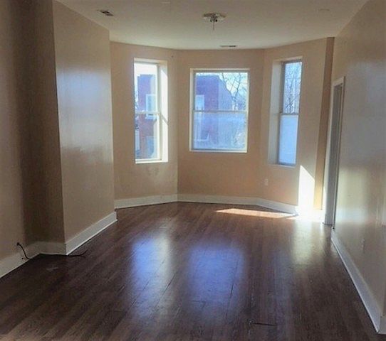 2nd image of 6327 S Marshfield Ave