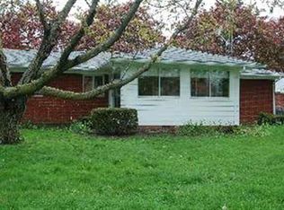 529 Augusta Dr, Monroe, MI 48161