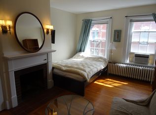 45 Grove St APT 6, Boston, MA 02114