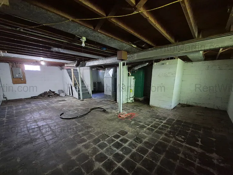 925 Hammond Ave — Photo 15
