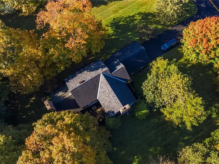6891 Woodchuck Hill Rd — Photo 18