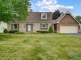 1553 Highland Green Dr, Toledo, OH 43614
