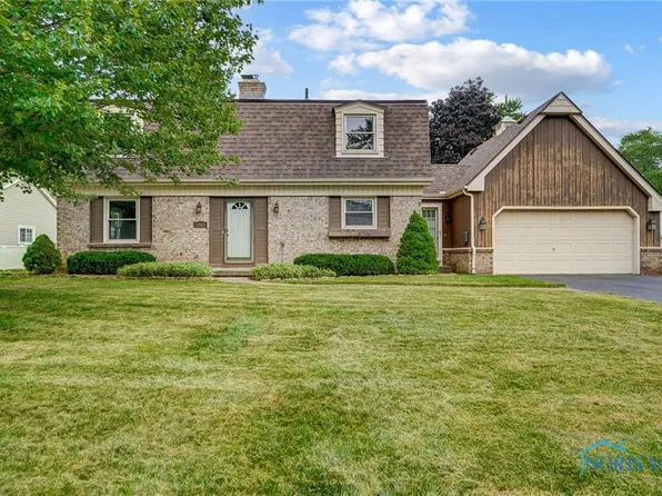 1553 Highland Green Dr, Toledo, OH 43614