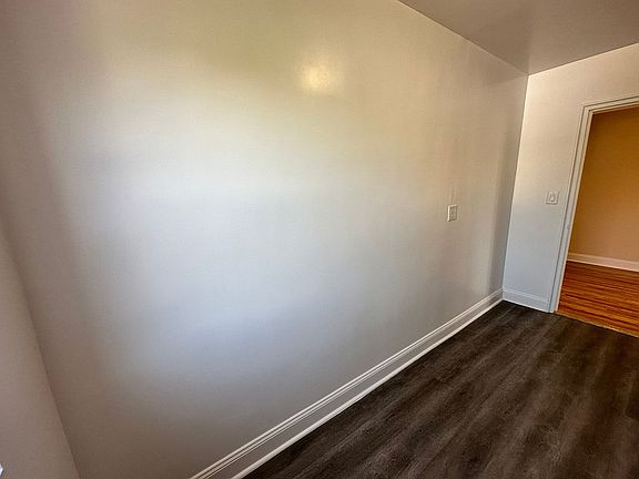 4th image of 42-18 201st St #G8