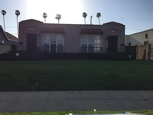 2101 Hillcrest Dr Photo 1