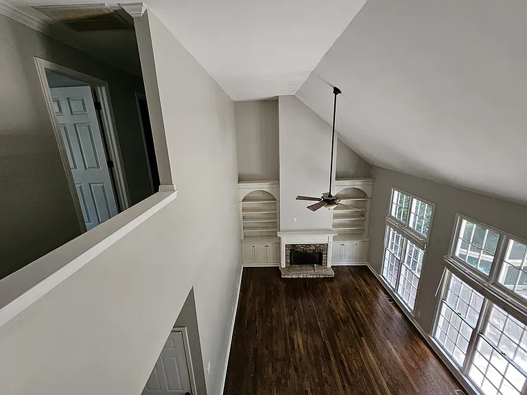 450 Eastbourne Way — Photo 12