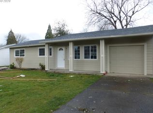 18029 SE Lincoln St, Portland, OR