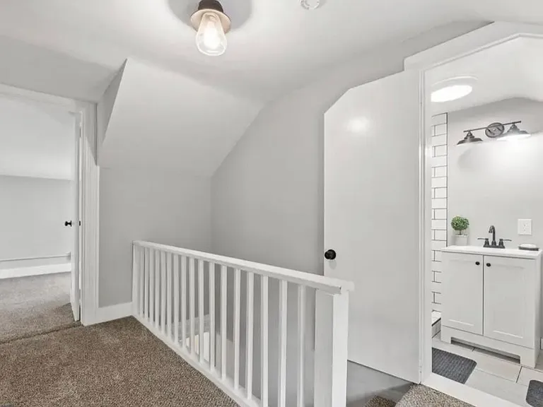 38 Spring Ln — Photo 12