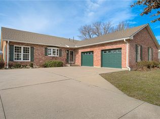 921 S Denman Ave, Chanute, KS 66720