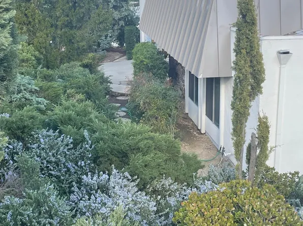 6052 Pat Ave, Woodland Hills, CA 91367