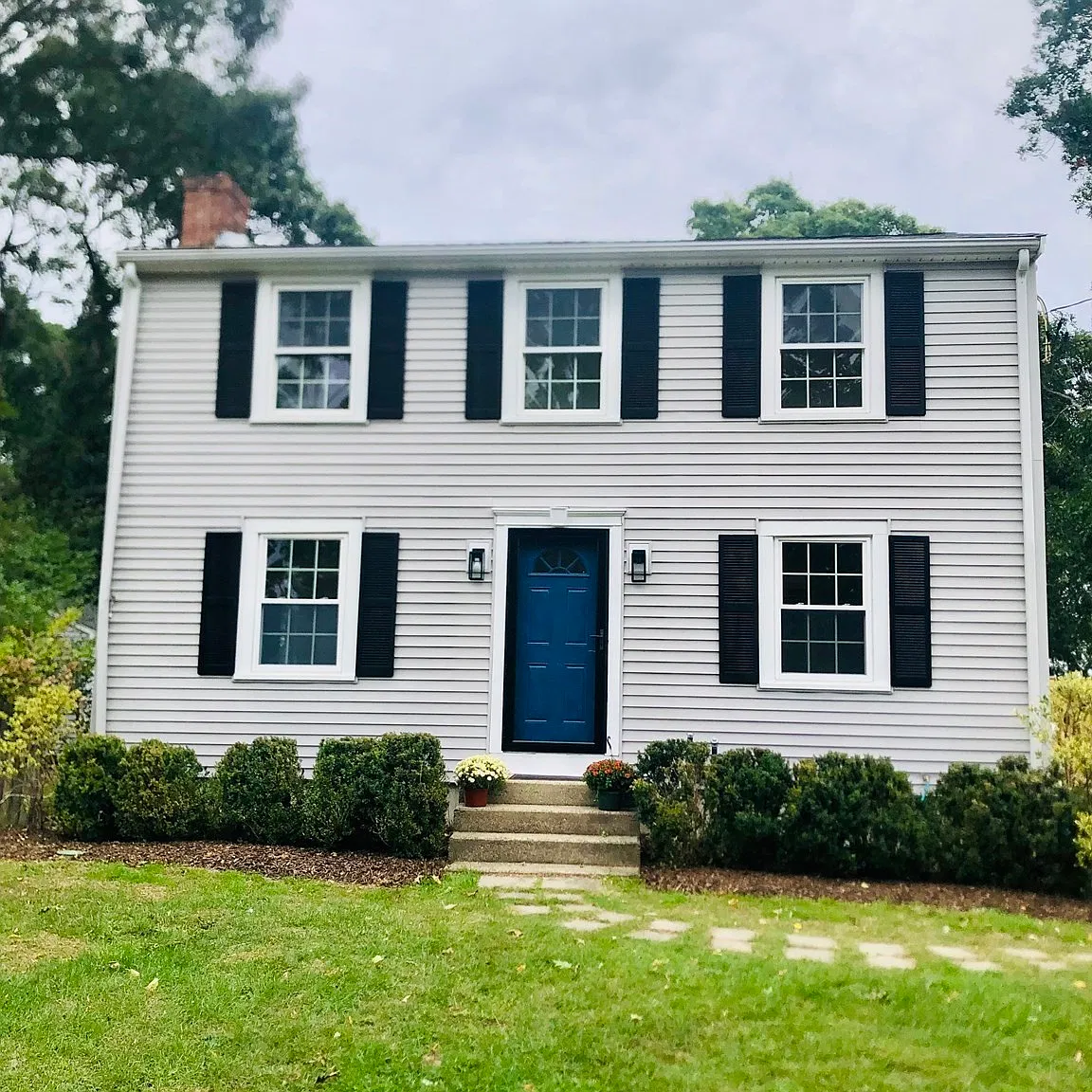 3 bed, 2.0 bath, 1120 sqft, $4,000 — Photo 2