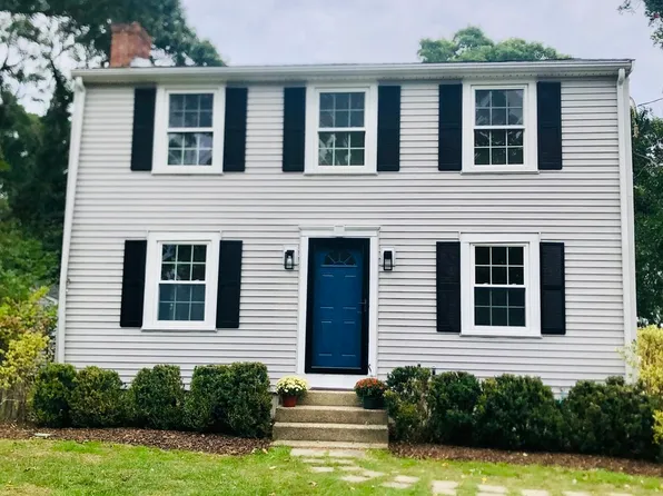 32 Grandview Dr, Plymouth, MA 02360