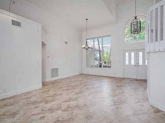 4th image of 9669 Carousel Cir N