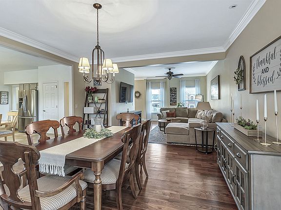 5th image of 1332 Buckingham Cir