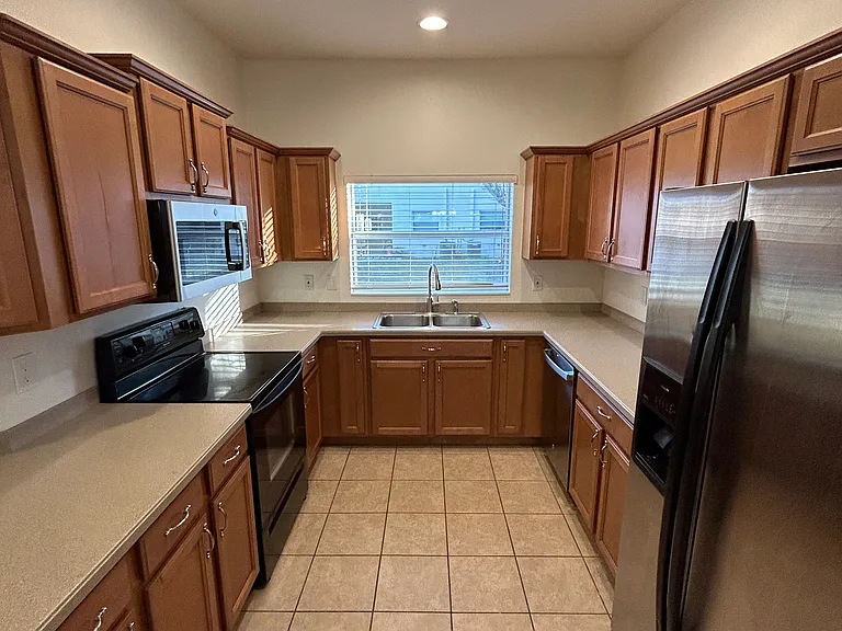 9909 Palermo Breeze Way — Photo 5