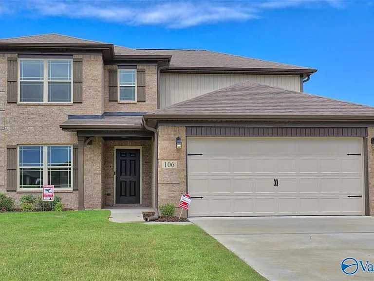 106 Hulsey Ln — Photo 1