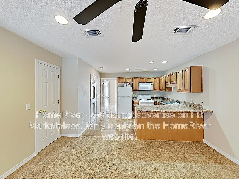 8435 Chisholm Rd — Photo 4