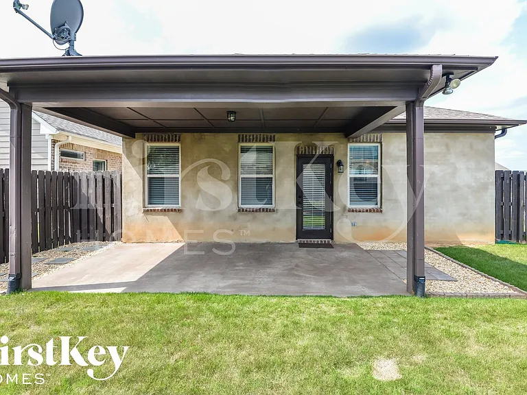 3591 Grand Central Ave — Photo 15