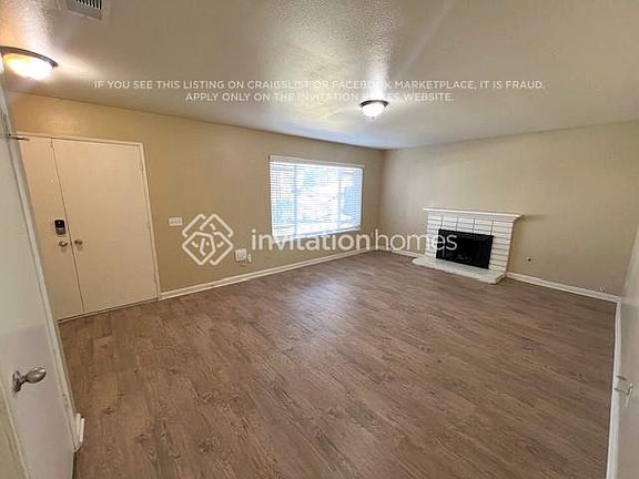 3rd image of 25243 Hemlock Ave
