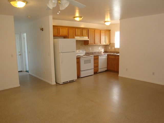 1st image of 2731 E Southgate Ave APT 01