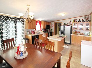 914 New Cut Rd, Whitesville, KY 42378