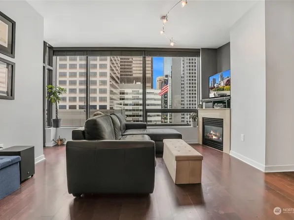 1000 1st Avenue #2303, Seattle, WA 98104