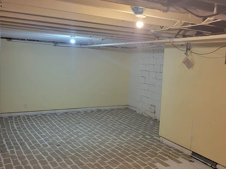 401 Central Ave — Photo 30