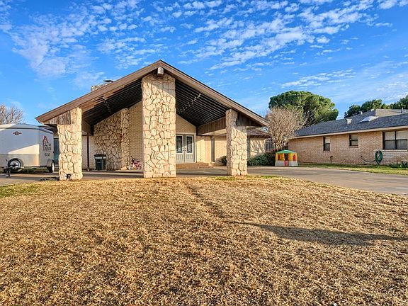 2nd image of 4612 Somerset Ln