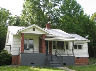 527 Newsom Ln, Denton, NC 27239