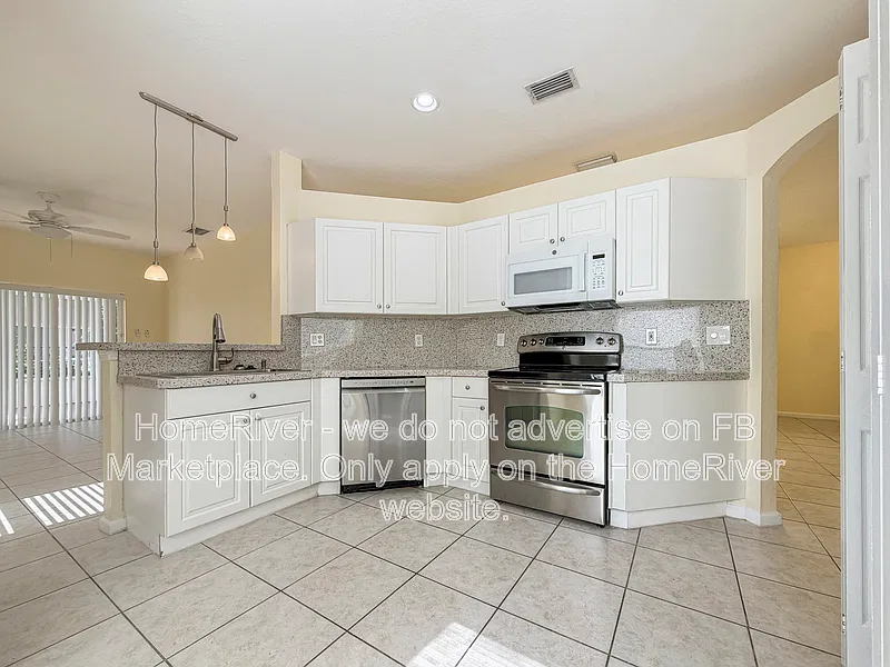 4936 Egret Pl