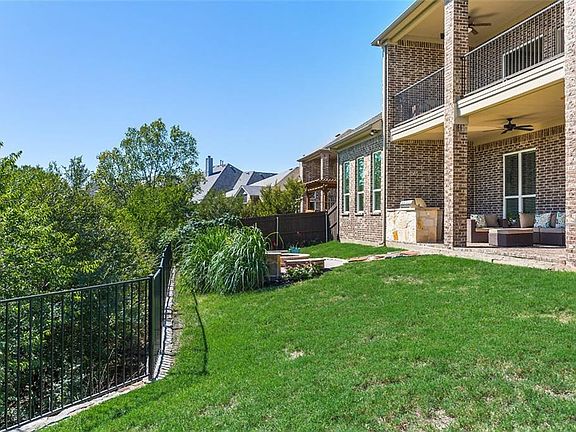 5th image of 4439 Chantilly Ln