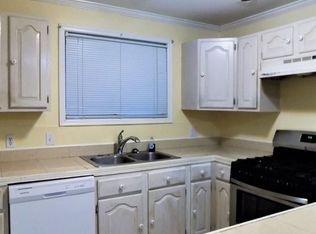 1705 Ayodhya Ave APT 01, Fairfield, IA 52556