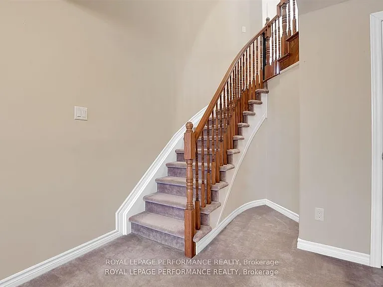 1843 Arrowgrass Way — Photo 27