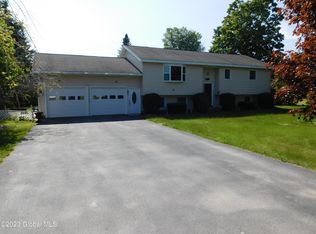 33 Sheehan Rd, Granville, NY 12832