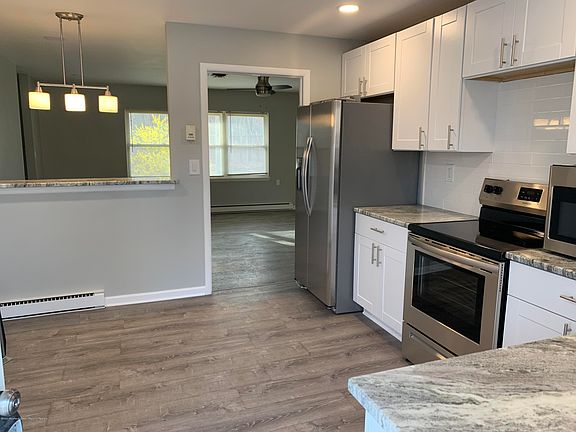 4th image of 270A Kingston Ct