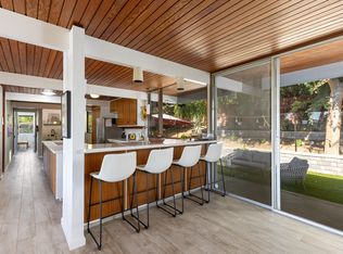 1548 Via Rancho Pkwy, Escondido, CA 92029