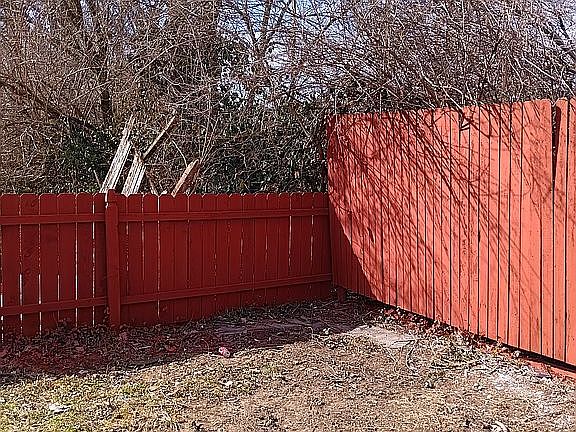 View 3 of back fence
