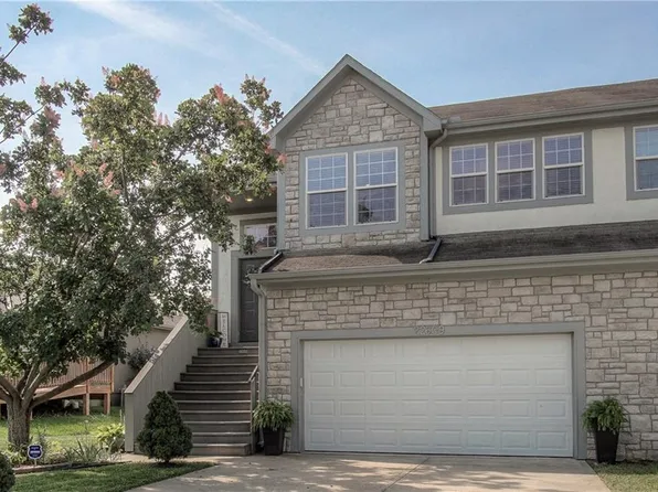 22609 W 76th Ter, Shawnee, KS 66227