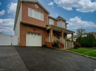 509 Trotters Ln, Elizabeth, NJ 07208
