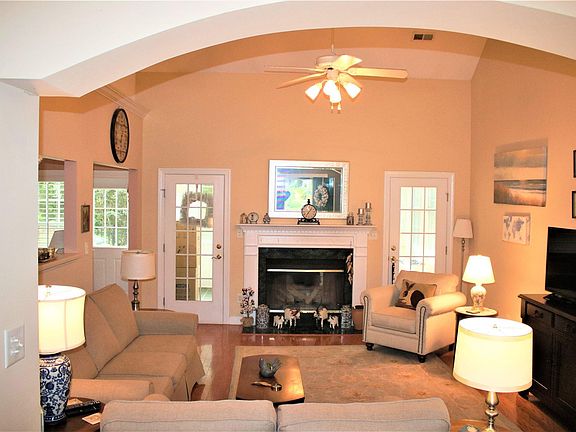 2nd image of 30 Francis Parker Rd