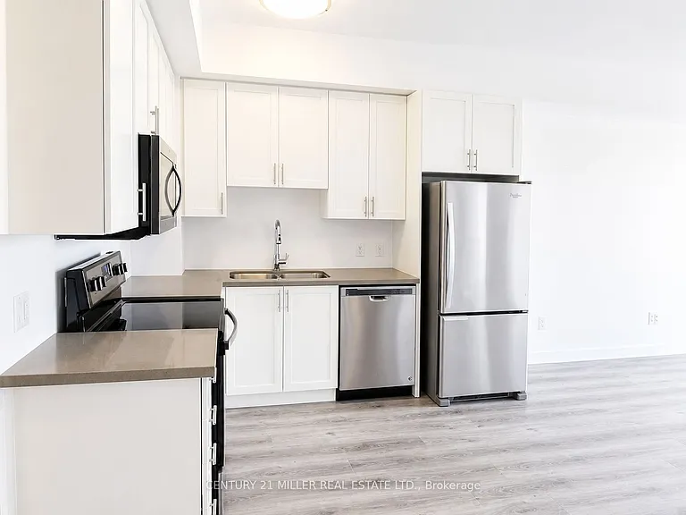 2490 Old Bronte Rd #718 — Photo 6