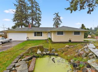2492 Olympic Dr, Oak Harbor, WA